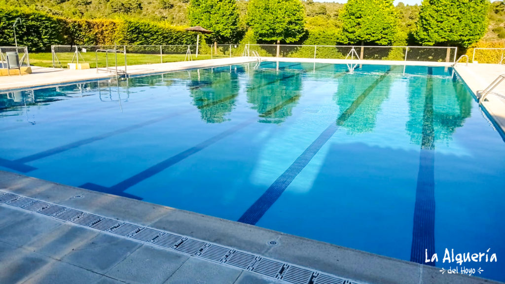 piscina pueblo canada del hoyo