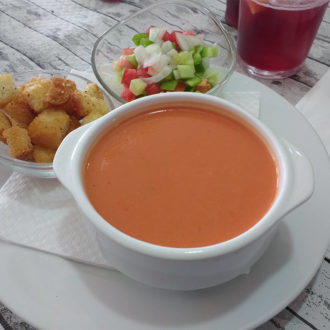 restaurantel-cabanas-en-carboneras-gazpacho